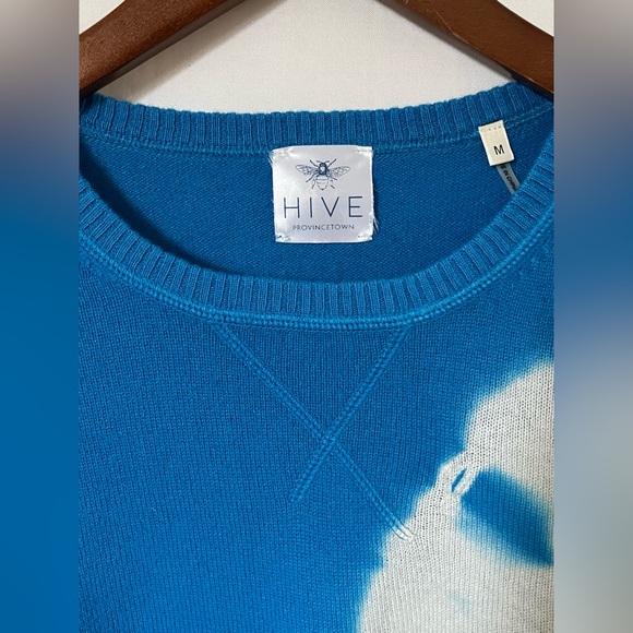 NWOT - HIVE Provincetown 100% Cashmere Tie-Dye Crew Neck Sweater -Blue/White - M - Picture 2 of 9